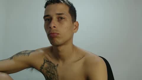 carlossmi01 online show from 03.06.25