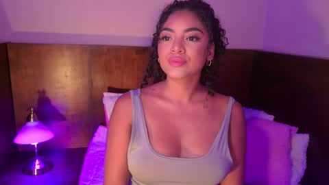 Snapshot of carly_monroe_ chatting on 10.07.25 Carly Monroe online show from 10.07.25