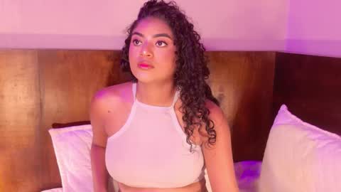 Snapshot of carly_monroe_ chatting on 10.27.25 Carly Monroe online show from 10.27.25