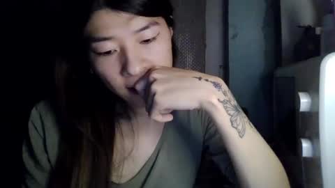 CarlyJoy online show from 02.25.25