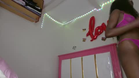 Snapshot of carlysinx chatting on 02.26.26 CarlyIndependent Model online show from 02.26.26