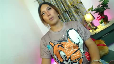 Snapshot of carmella_romance chatting on 10.25.25 Carmella online show from 10.25.25