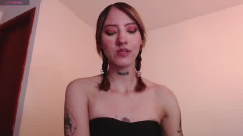 Snapshot of carmennrusso chatting on 01.29.25 carmennrusso online show from 01.29.25