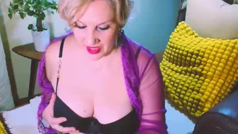 Carmen online show from 01.07.25