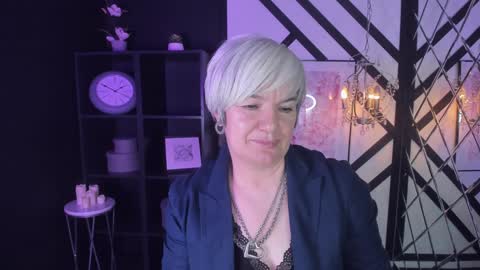 Snapshot of carmensoft chatting on 01.19.25 Carmen online show from 01.19.25