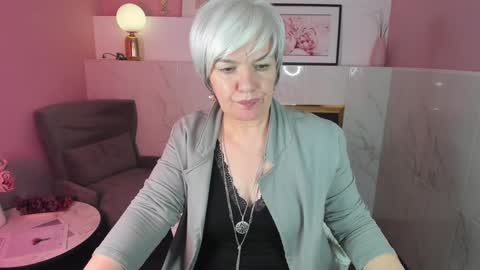 Snapshot of carmensoft chatting on 01.27.25 Carmen online show from 01.27.25