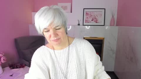 Snapshot of carmensoft chatting on 01.29.25 Carmen online show from 01.29.25