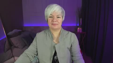 Snapshot of carmensoft chatting on 03.08.25 Carmen online show from 03.08.25