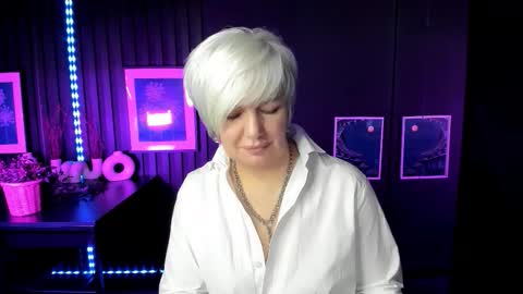 Carmen online show from 12.01.25