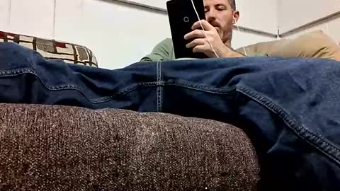 Snapshot of carney1133 chatting on 10.19.25 carney1133 online show from 10.19.25