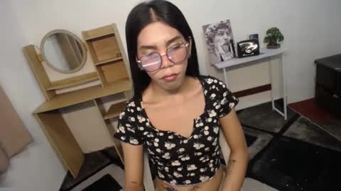 Snapshot of carol_linaxxx chatting on 12.22.24 Carolina online show from 12.22.24