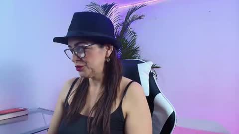 Snapshot of carol_miss2 chatting on 10.03.25 CAROL online show from 10.03.25