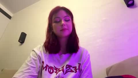 Snapshot of carolakoebel chatting on 07.04.26 Eliza online show from 07.04.26