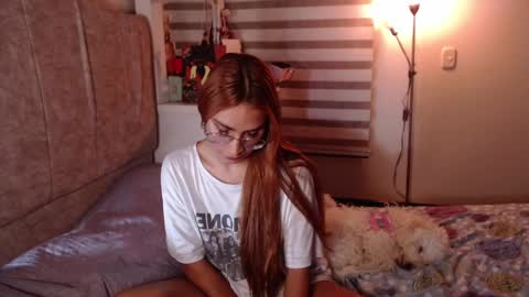 Snapshot of carolayn12 chatting on 12.02.24 Carolayn online show from 12.02.24