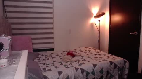 Snapshot of carolayn12 chatting on 12.09.24 Carolayn online show from 12.09.24