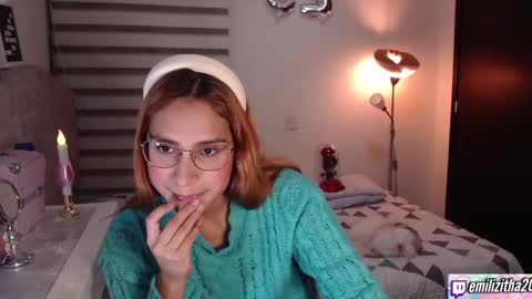 Snapshot of carolayn12 chatting on 01.10.25 Carolayn online show from 01.10.25