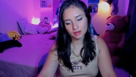 Snapshot of carolhoneyx chatting on 03.05.25 Carolina online show from 03.05.25