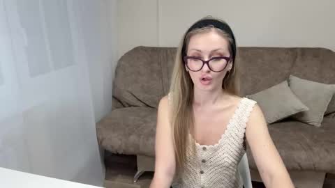 Carolin online show from 11.17.25