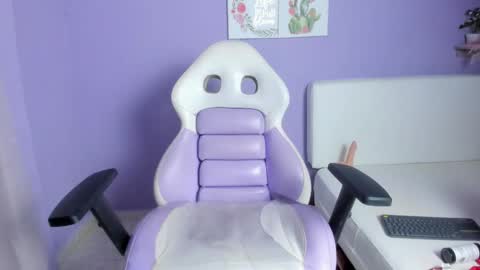 Carolina  online show from 02.21.25