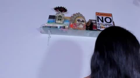 Snapshot of carolina_ml chatting on 11.15.25 CarolinaM online show from 11.15.25