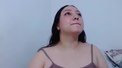 Snapshot of carolina_zabala_19 chatting on 11.02.25 carolina_zabala_19 online show from 11.02.25