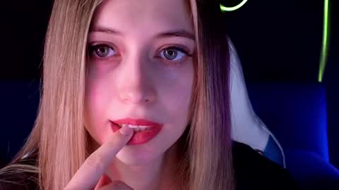 Carolina online show from 12.05.24