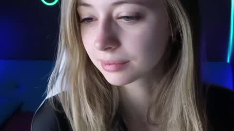 Carolina online show from 12.08.24