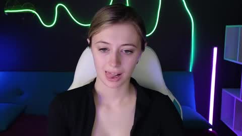 Carolina online show from 12.08.24