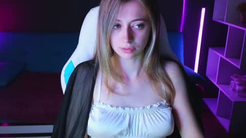 Carolina online show from 12.10.24