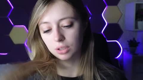 Carolina online show from 01.27.25