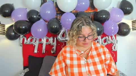 Carolina online show from 10.01.25