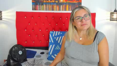 Carolina online show from 11.23.25