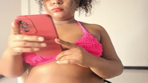 carolinagomez22 online show from 10.08.25