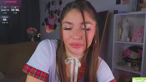 Snapshot of caroline_brown0 chatting on 11.13.25 Caroline online show from 11.13.25