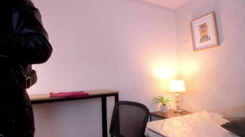  Caroline  online show from 03.24.26