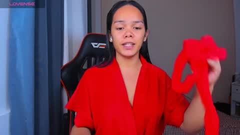 caroline_east online show from 10.25.25