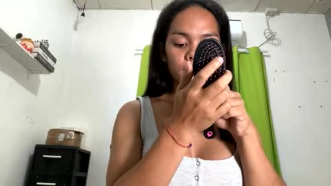 caroline_east online show from 03.07.26