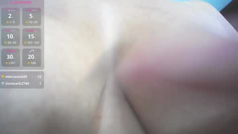 Snapshot of caroline_jackson_ chatting on 02.17.25 C A R O L I N E online show from 02.17.25