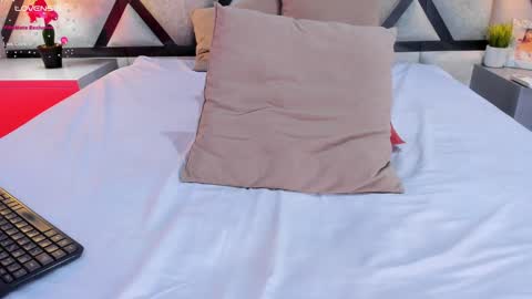 Snapshot of caroline_maldonado chatting on 01.27.25 Caroline online show from 01.27.25