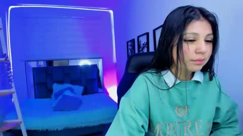 caroline_rodriguez_9 online show from 09.11.25