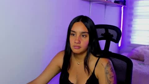 caroline_rodriguez_9 online show from 12.21.25