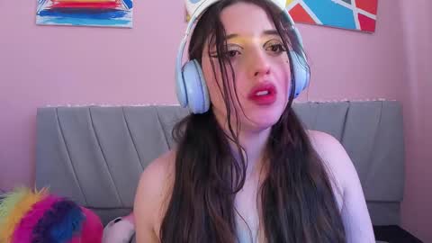    online show from 12.12.24