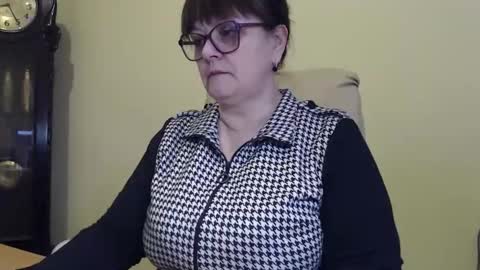 CarolineDream  online show from 01.17.25