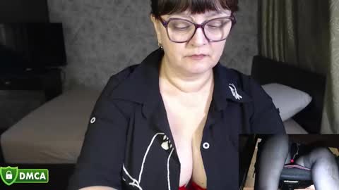 Snapshot of carolinedream_ chatting on 09.26.25 CarolineDream online show from 09.26.25