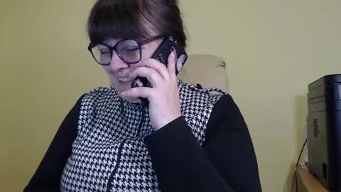 Snapshot of carolinedream_ chatting on 10.09.25 CarolineDream online show from 10.09.25