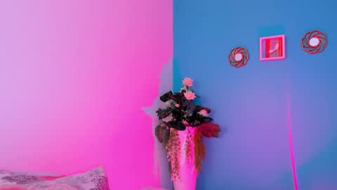 CarolineeGarcia online show from 02.25.25