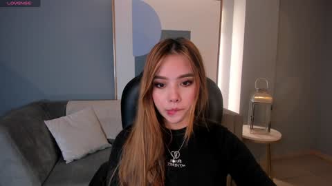 Snapshot of carolinegrace_ chatting on 12.24.24 Caro online show from 12.24.24