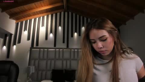 Caro online show from 01.09.26