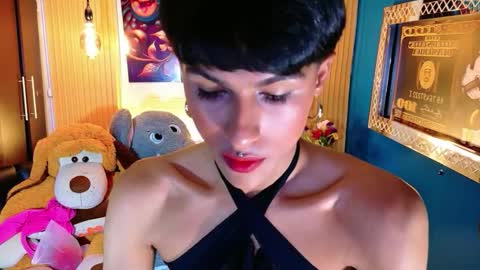 carolinejesh online show from 04.19.26