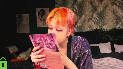 CarolineRichter online show from 12.14.25